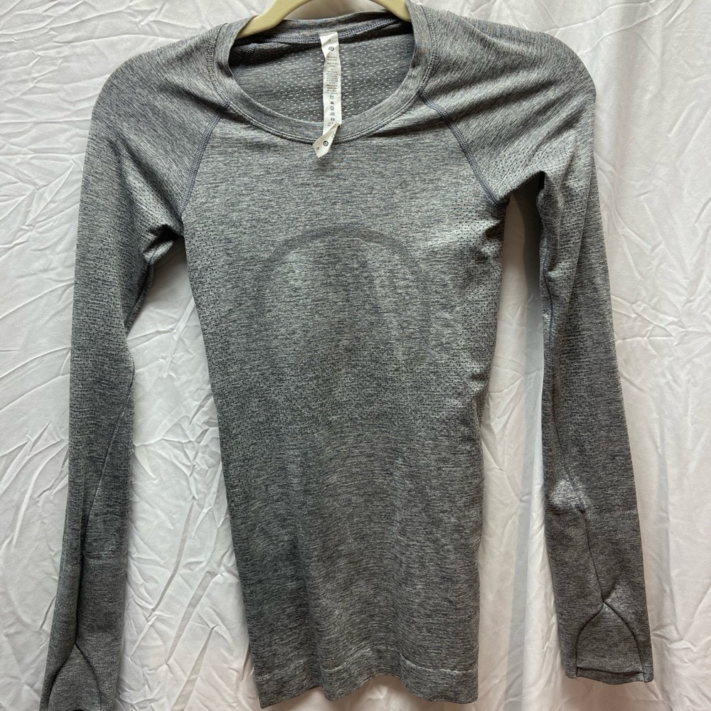 Lululemon Grey Swiftly Tech Long Sleeve
